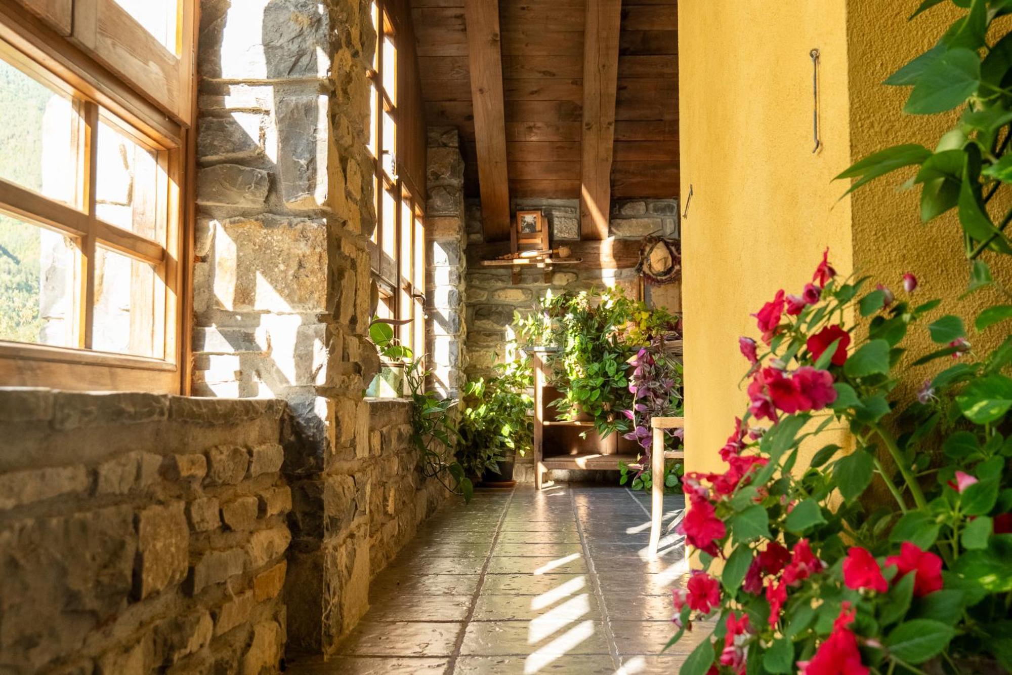 הוילה Sarvisé Casa Maria Berna מראה חיצוני תמונה